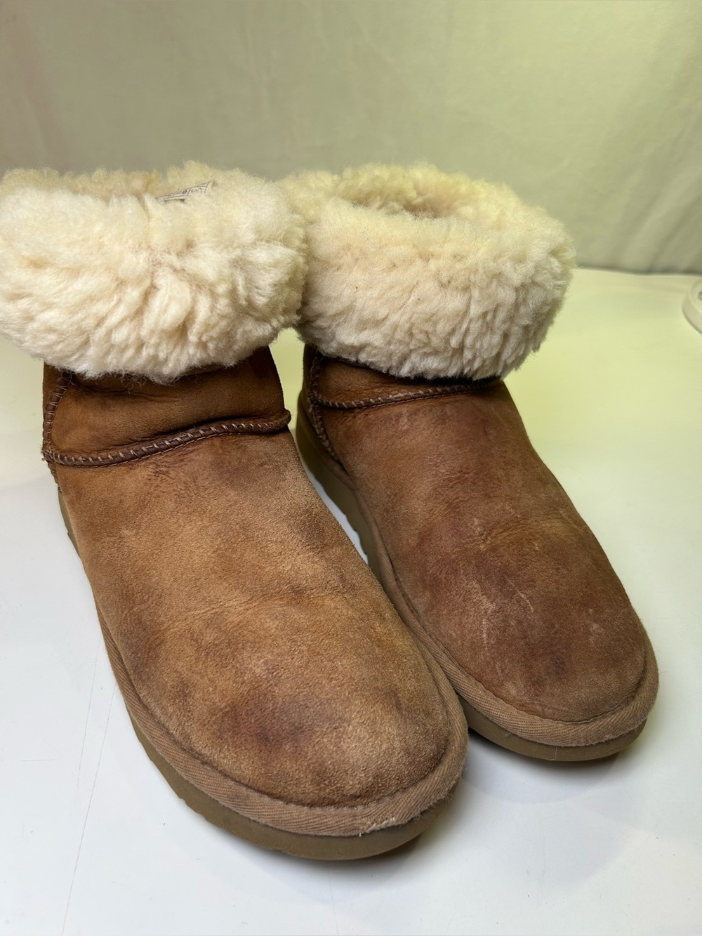 UGG Classic Short II Boots - Chestnut Brown Suede Shearling - Women's Size 7 - Picture 15 of 16